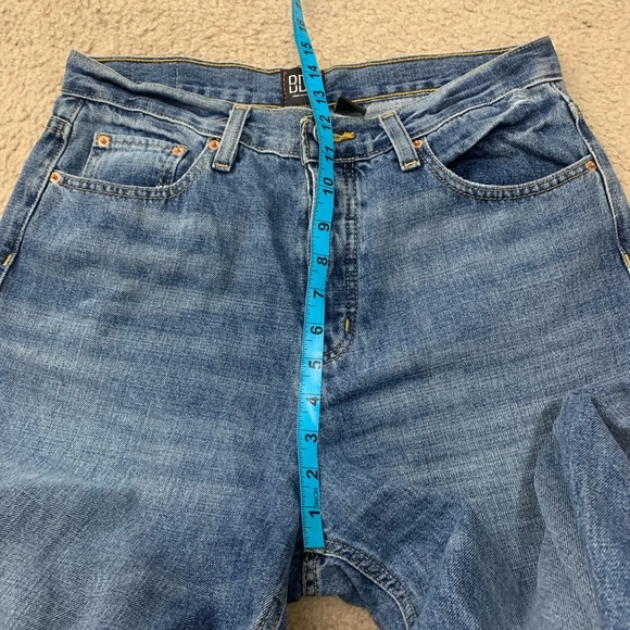 Urban Outfitters BDG Slim Straight Mom Jeans SZ 30 - Picture 5 of 5